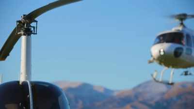 Which is a beautiful spot
looking over Lake Wanaka. - Down for Love