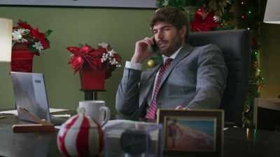 Which doesn't look good for
a young first-term mayor. - Operation Mistletoe