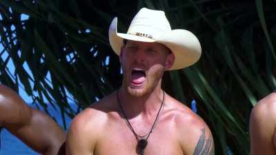 WHICH ISLANDER THREW UP IN THEIR
SHOE? - Love Island