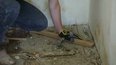 Which means either gas or water
is broken underneath the house. - Help! I Wrecked My House