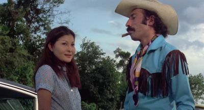 Which one of 'em's got the biggest pecker - Black Mama White Mama