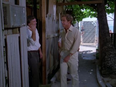WHICH WAY? - Hawaii Five-O