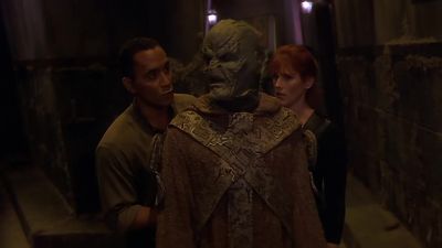 Which way? - Babylon 5