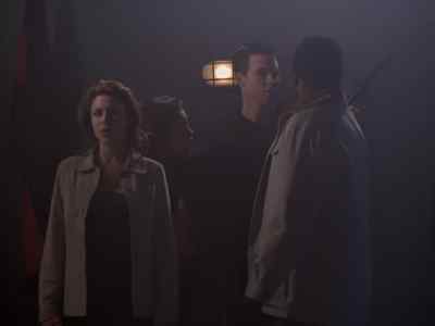 Which way? We want
to get to the control room, - Sliders