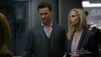 Which is why he cut
his own saddle, - Gourmet Detective: Eat, Drink and Be Buried