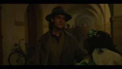 - Which is why you run to Louis!
- I've let you whine - Interview with the Vampire