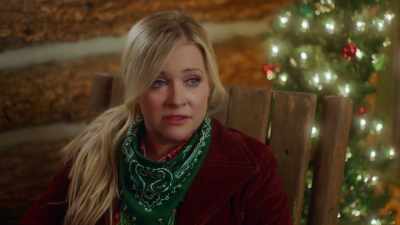- Which is why
there's nothing to discuss. - Mistletoe in Montana