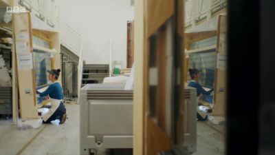 While Allen prepares the wall, - Secrets of the Museum