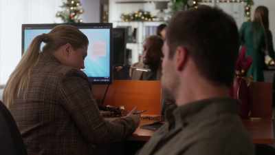 While most people think it means
just simply not interested, - Joyeux Noel