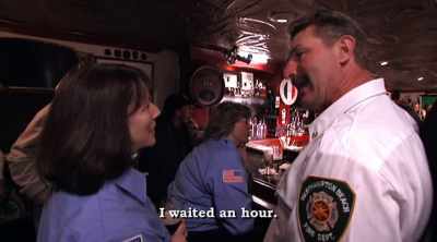 WHILE PEOPLE
IN THE DINING ROOM - Kitchen Nightmares