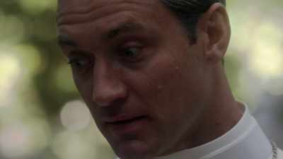 While we pray, we reflect - The Young Pope