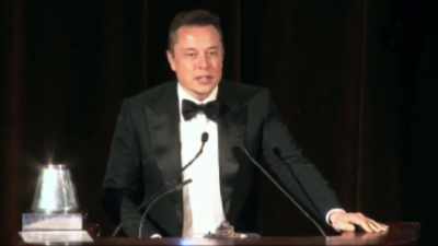 While the SpaceX
human landing system - Tales From The Explorers Club