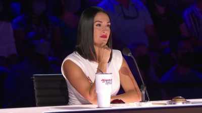 - * While the walls
come tumbling down * - America's Got Talent: Extreme