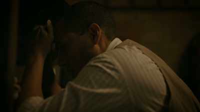 [whimpering] - The Porter