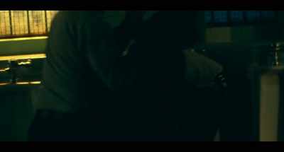 [whimpering] - Joker: Folie à Deux