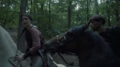 -[whinnies]
-Could we have been discovered? - The Last Kingdom