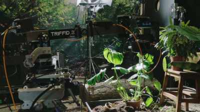 WHIRRING - The Green Planet