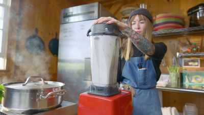 (whirring) - Restaurants at the End of the World
