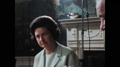 [whirring] - First Ladies