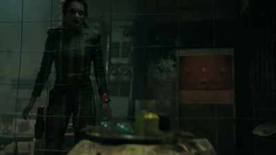 [whirring] - Vagrant Queen