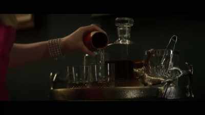 Whisky para ti. - The Residence
