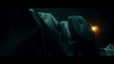 [whispering menacingly]
Find her! Agatha Harkness! - Agatha All Along
