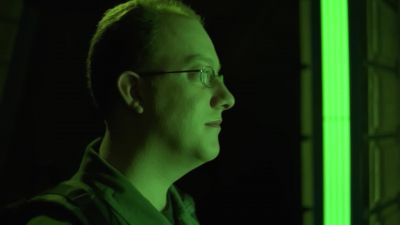 (whispering) - Stargate SG-1