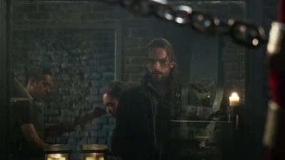 (Whispering, snarling) - Sleepy Hollow