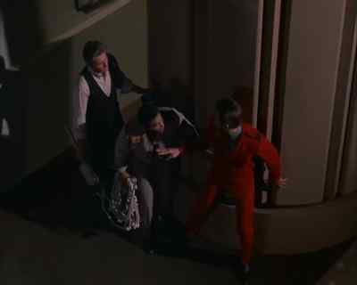 [ Whispering ]
They left the doors open.
Now, while it's clear. - Land of the Giants