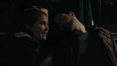 [whispers] Craig. Craig,
wake up. Craig. - Taken In Montana