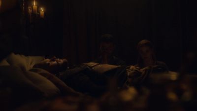 [whispers] Stop praying for him to die. - The Last Kingdom