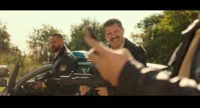 (whistle, machine gun fire stops) - Guglhupfgeschwader