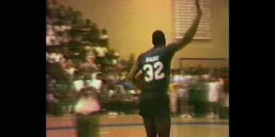 [whistles] ...he was
on a hundred every single workout. - They Call Me Magic