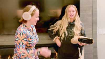 Whitney has come bearing gifts, - The Secret Lives of Mormon Wives