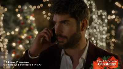 [WHITNEY] Yeah,
I think we should talk. - A Christmas Miracle for Daisy