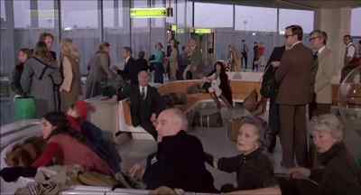 (WHlSTLE BLOWlNG) - The Concorde    Airport '79