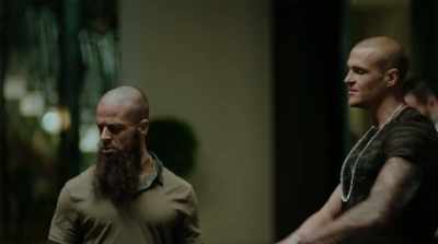 - Who answered the phone?
- I don't know. Like, a cop. - Australian Gangster