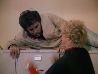 Who are you The tooth fairy - The Greatest American Hero