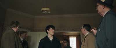 - Who are you?
- "Evening Chronicle." - The Duke