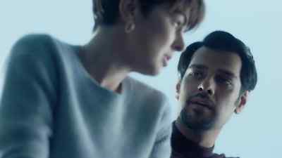 - Who are you, John? - Coroner