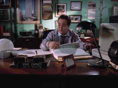 - Who are you?
- The painter. - Lois & Clark: The New Adventures of Superman