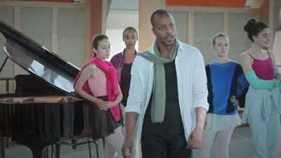 Who are you and what are you
doing in my workshop
with my dancer? - Find Me in Paris