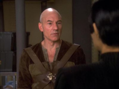 - Who are you?
- What? - Star Trek: The Next Generation
