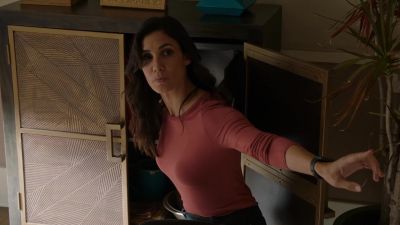 Who is at the door? - NCIS: Los Angeles