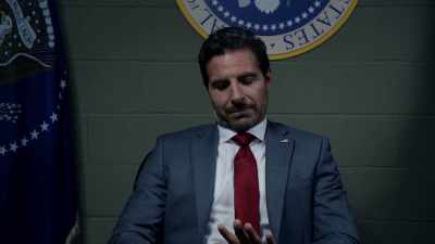 Who is it? Give me the dirt.
Who you banging? - Tyler Perry's The Oval
