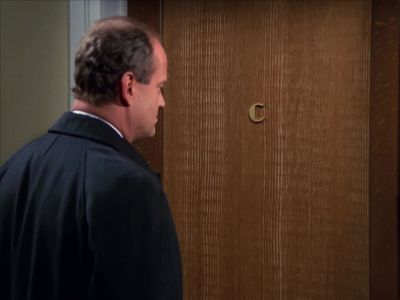 - Who is it?
- It's Frasier. - Frasier