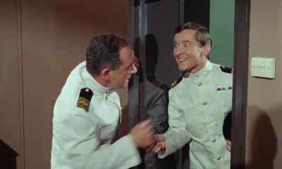 Who is it? - Carry on Cruising