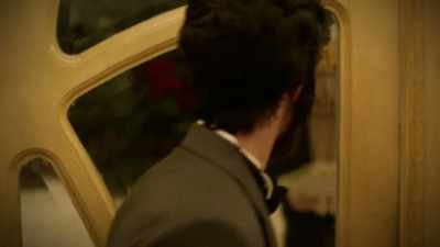 Who is it? - History's Greatest Heists with Pierce Brosnan