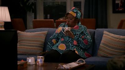 Who is it? - Bob Hearts Abishola
