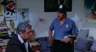 Who lives in that apartment
down the hall? - Cruising